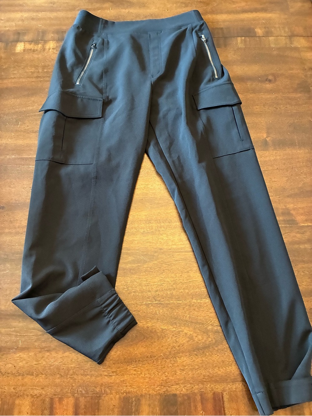 Athleta Endless High Rise Cargo Pant Women’s 6 Black Pants